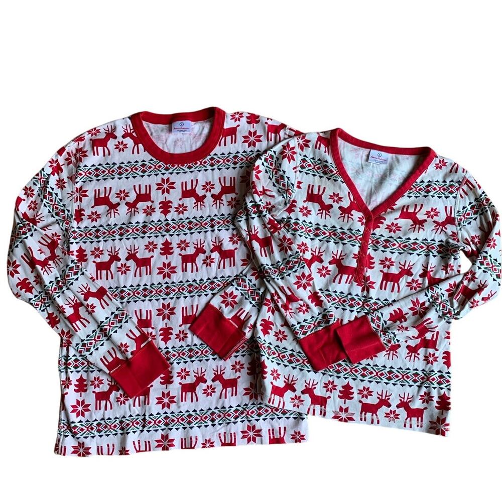 Two Hannah Andersson Christmas Pajama's Matching Sets Deer Size Small And Large
